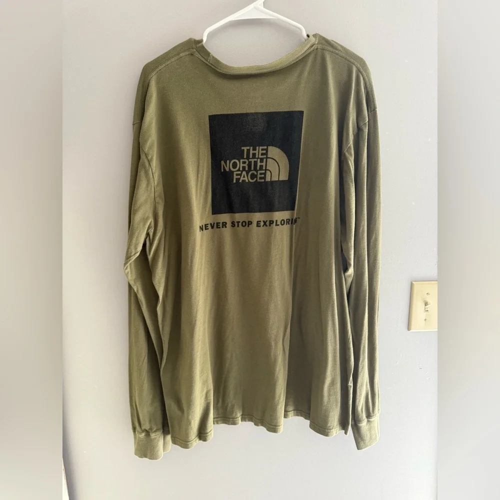 The North Face Mens Olive Green Long Sleeve Classic Fit TShirt SZ XL 100% Cotton